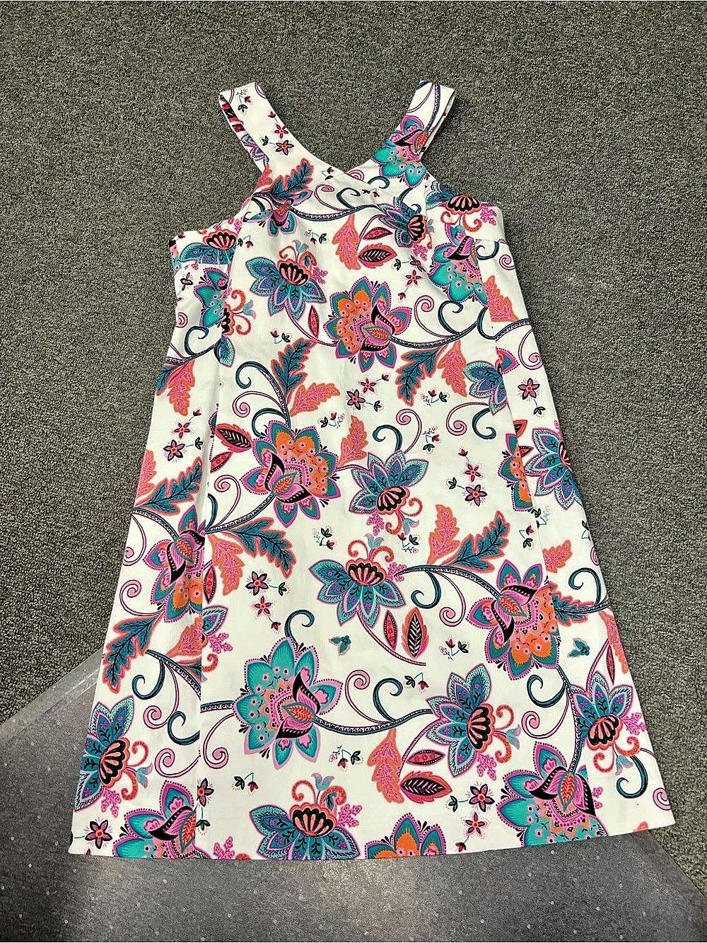 Nine West Floral Mini Dress in White & Pink Size 8 Like New